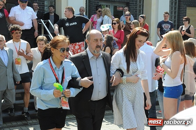Zdjęcie w galerii na portalu naszraciborz.pl: Raciborskie Juwenalia - przemarsz studentów wiadomości z regionu