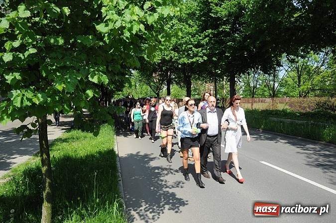Zdjęcie w galerii na portalu naszraciborz.pl: Raciborskie Juwenalia - przemarsz studentów wiadomości z regionu