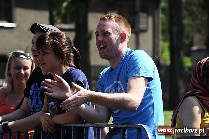 Zdjęcie w galerii na portalu naszraciborz.pl: Raciborskie Juwenalia - przemarsz studentów wiadomości z regionu