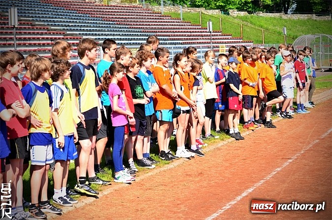 Zdjęcie w galerii na portalu naszraciborz.pl: Czwórbój lekkoatletyczny na Zamkowej wiadomości z regionu