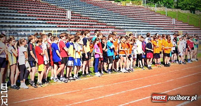 Zdjęcie w galerii na portalu naszraciborz.pl: Czwórbój lekkoatletyczny na Zamkowej wiadomości z regionu