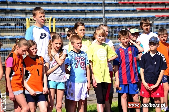 Zdjęcie w galerii na portalu naszraciborz.pl: Czwórbój lekkoatletyczny na Zamkowej wiadomości z regionu