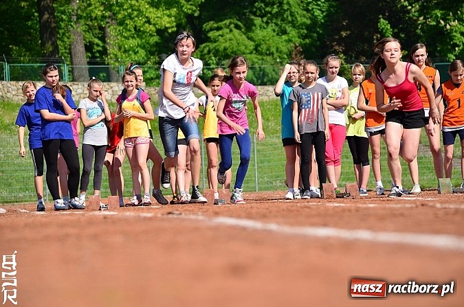 Zdjęcie w galerii na portalu naszraciborz.pl: Czwórbój lekkoatletyczny na Zamkowej wiadomości z regionu