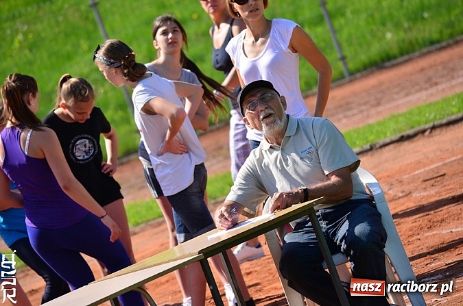 Zdjęcie w galerii na portalu naszraciborz.pl: Czwórbój lekkoatletyczny na Zamkowej wiadomości z regionu