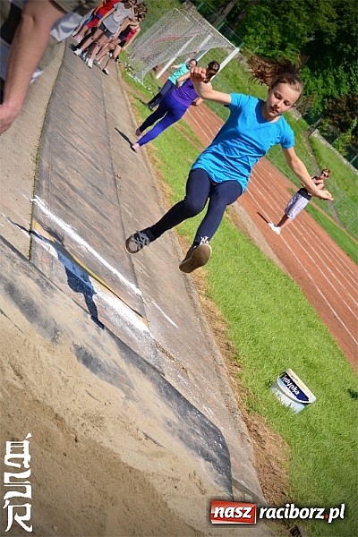 Zdjęcie w galerii na portalu naszraciborz.pl: Czwórbój lekkoatletyczny na Zamkowej wiadomości z regionu
