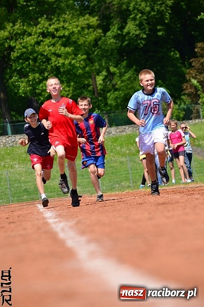 Zdjęcie w galerii na portalu naszraciborz.pl: Czwórbój lekkoatletyczny na Zamkowej wiadomości z regionu