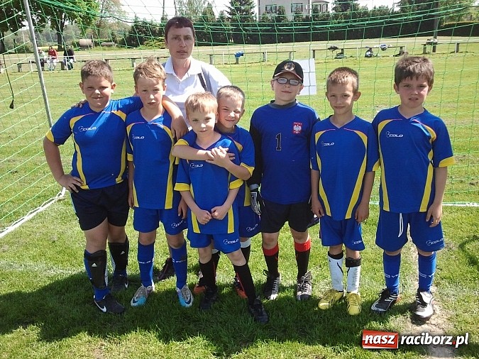 Zdjęcie w galerii na portalu naszraciborz.pl: Ikar Racibórz i piłkarki z Pawłowa najlepsze w turnieju im. Marka Wielgusa wiadomości z regionu