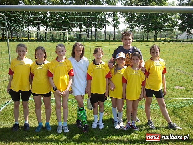 Zdjęcie w galerii na portalu naszraciborz.pl: Ikar Racibórz i piłkarki z Pawłowa najlepsze w turnieju im. Marka Wielgusa wiadomości z regionu