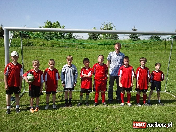 Zdjęcie w galerii na portalu naszraciborz.pl: Ikar Racibórz i piłkarki z Pawłowa najlepsze w turnieju im. Marka Wielgusa wiadomości z regionu