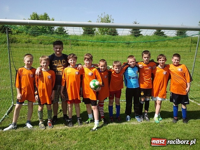 Zdjęcie w galerii na portalu naszraciborz.pl: Ikar Racibórz i piłkarki z Pawłowa najlepsze w turnieju im. Marka Wielgusa wiadomości z regionu