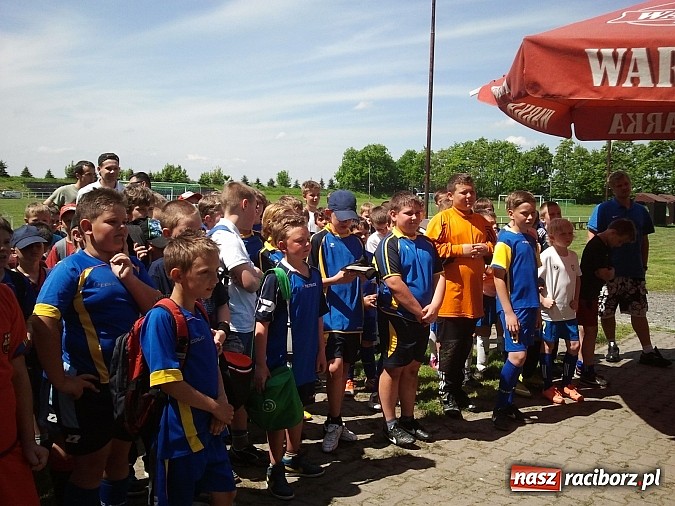 Zdjęcie w galerii na portalu naszraciborz.pl: Ikar Racibórz i piłkarki z Pawłowa najlepsze w turnieju im. Marka Wielgusa wiadomości z regionu