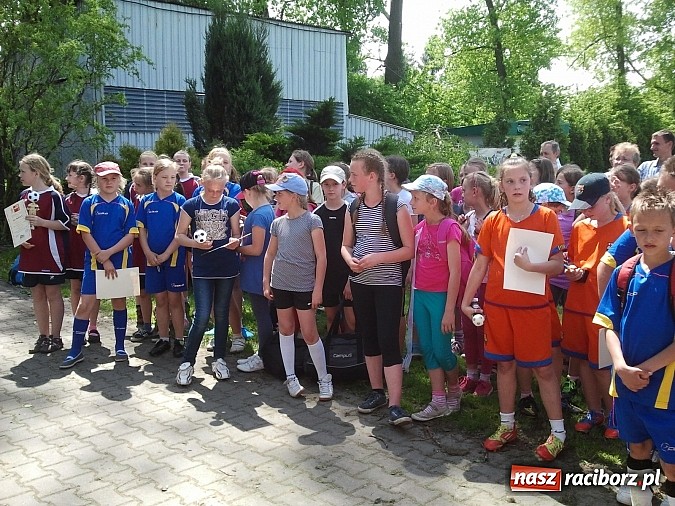 Zdjęcie w galerii na portalu naszraciborz.pl: Ikar Racibórz i piłkarki z Pawłowa najlepsze w turnieju im. Marka Wielgusa wiadomości z regionu