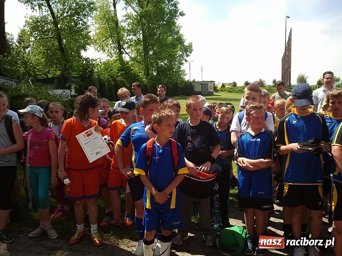 Zdjęcie w galerii na portalu naszraciborz.pl: Ikar Racibórz i piłkarki z Pawłowa najlepsze w turnieju im. Marka Wielgusa wiadomości z regionu