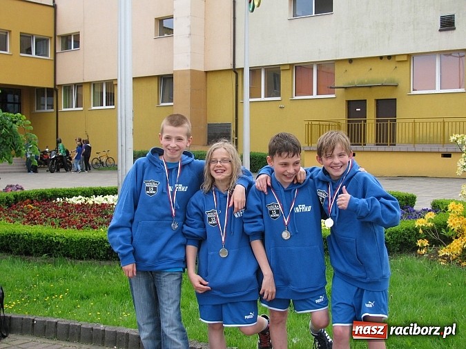 Zdjęcie w galerii na portalu naszraciborz.pl: Pływanie: Victoria ze złotem, srebrem i brązami wiadomości z regionu