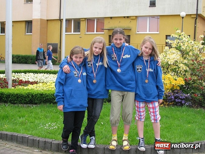 Zdjęcie w galerii na portalu naszraciborz.pl: Pływanie: Victoria ze złotem, srebrem i brązami wiadomości z regionu