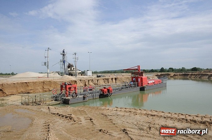 Zdjęcie w galerii na portalu naszraciborz.pl: Młodzi Polacy i Czesi uczą się biznesu. Wczoraj odwiedzali przedsiębiorstwa wiadomości z regionu