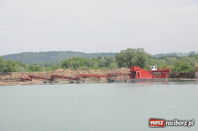 Zdjęcie w galerii na portalu naszraciborz.pl: Młodzi Polacy i Czesi uczą się biznesu. Wczoraj odwiedzali przedsiębiorstwa wiadomości z regionu