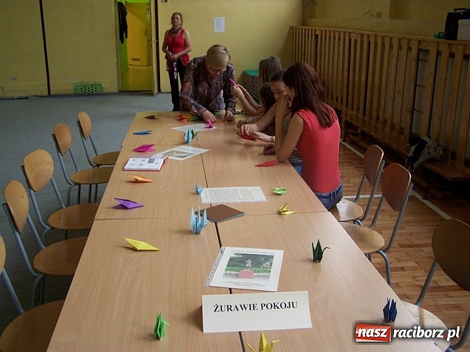 Zdjęcie w galerii na portalu naszraciborz.pl: II Festiwal nauki w Gimnazjum nr 5 wiadomości z regionu