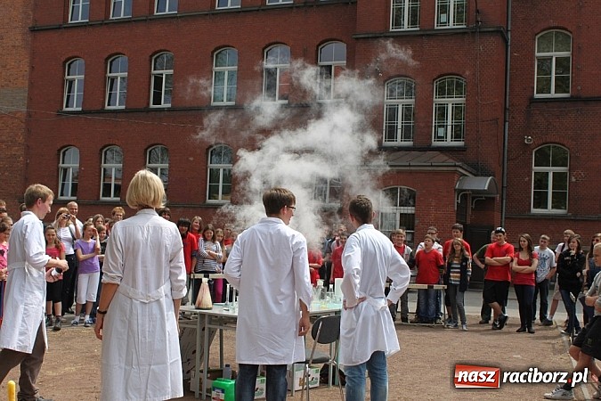 Zdjęcie w galerii na portalu naszraciborz.pl: II Festiwal nauki w Gimnazjum nr 5 wiadomości z regionu