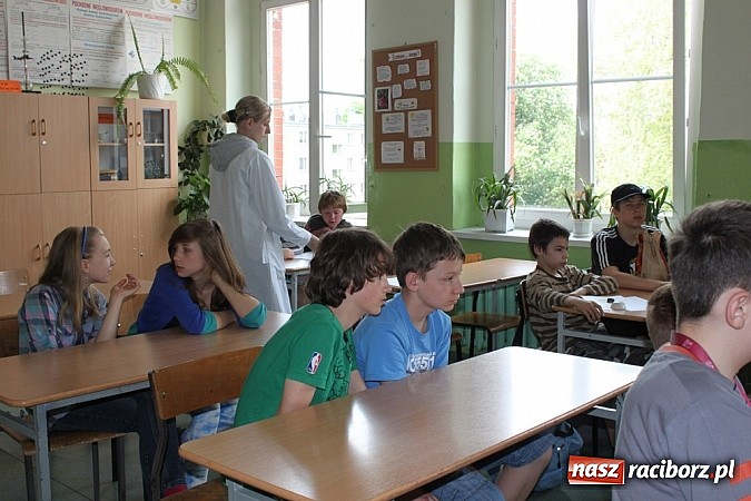 Zdjęcie w galerii na portalu naszraciborz.pl: II Festiwal nauki w Gimnazjum nr 5 wiadomości z regionu