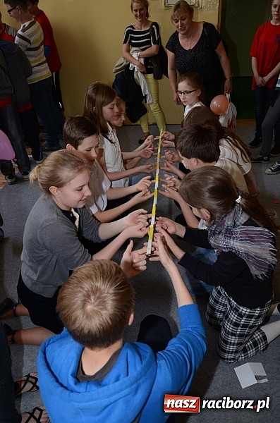 Zdjęcie w galerii na portalu naszraciborz.pl: II Festiwal nauki w Gimnazjum nr 5 wiadomości z regionu