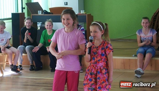 Zdjęcie w galerii na portalu naszraciborz.pl: Talent Show w Strefie wiadomości z regionu