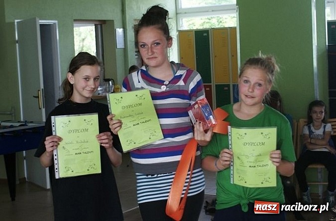 Zdjęcie w galerii na portalu naszraciborz.pl: Talent Show w Strefie wiadomości z regionu