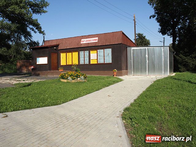 Zdjęcie w galerii na portalu naszraciborz.pl: Nowa remiza w Gródczankach wiadomości z regionu