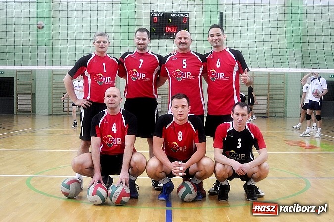 Zdjęcie w galerii na portalu naszraciborz.pl: Enter El-Bis Instal uratował honor Raciborza wiadomości z regionu