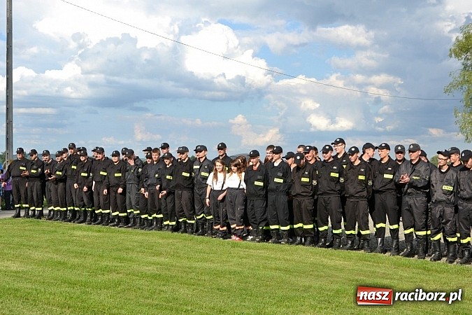 Zdjęcie w galerii na portalu naszraciborz.pl: VI strażackie zawody na czas w Rudyszwałdzie wiadomości z regionu