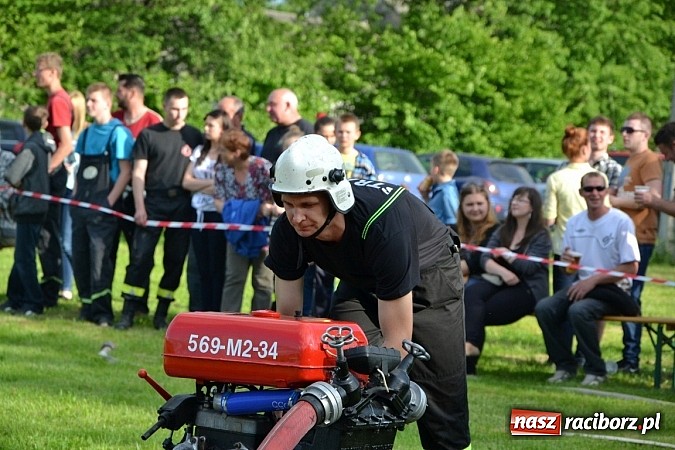 Zdjęcie w galerii na portalu naszraciborz.pl: VI strażackie zawody na czas w Rudyszwałdzie wiadomości z regionu