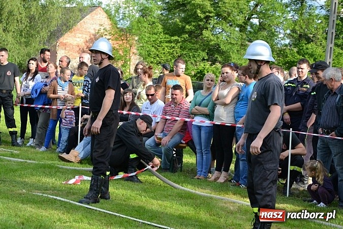Zdjęcie w galerii na portalu naszraciborz.pl: VI strażackie zawody na czas w Rudyszwałdzie wiadomości z regionu