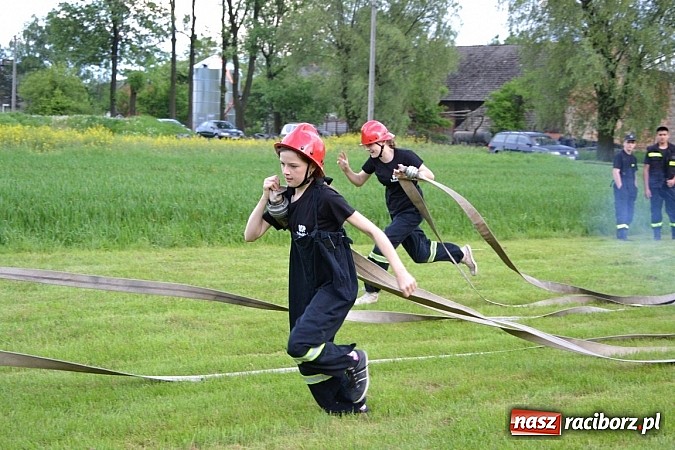 Zdjęcie w galerii na portalu naszraciborz.pl: VI strażackie zawody na czas w Rudyszwałdzie wiadomości z regionu