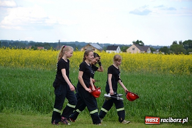 Zdjęcie w galerii na portalu naszraciborz.pl: VI strażackie zawody na czas w Rudyszwałdzie wiadomości z regionu