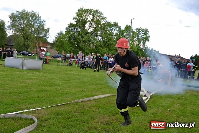 Zdjęcie w galerii na portalu naszraciborz.pl: VI strażackie zawody na czas w Rudyszwałdzie wiadomości z regionu