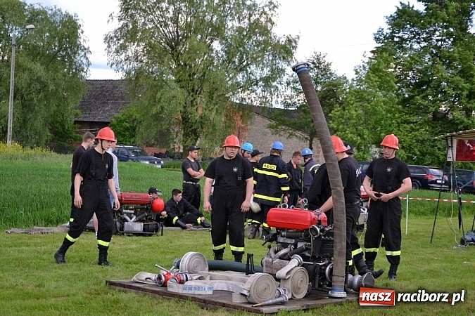 Zdjęcie w galerii na portalu naszraciborz.pl: VI strażackie zawody na czas w Rudyszwałdzie wiadomości z regionu