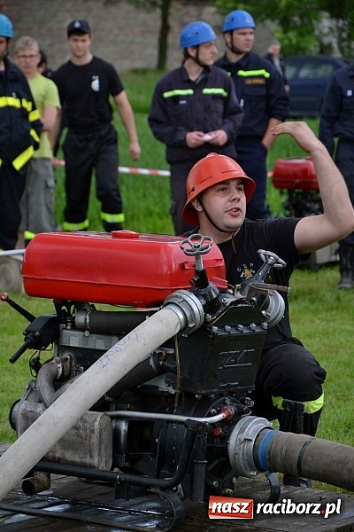 Zdjęcie w galerii na portalu naszraciborz.pl: VI strażackie zawody na czas w Rudyszwałdzie wiadomości z regionu