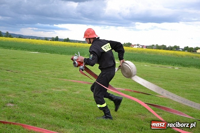 Zdjęcie w galerii na portalu naszraciborz.pl: VI strażackie zawody na czas w Rudyszwałdzie wiadomości z regionu