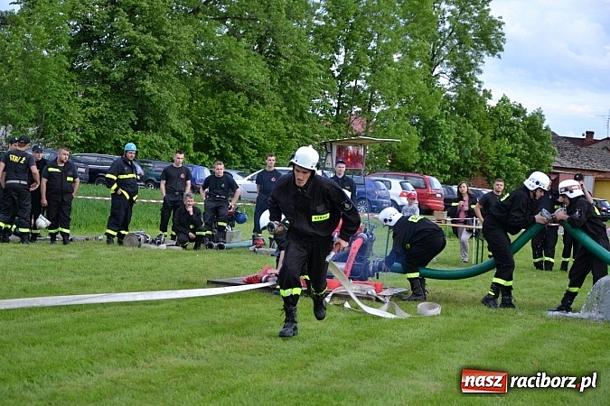 Zdjęcie w galerii na portalu naszraciborz.pl: VI strażackie zawody na czas w Rudyszwałdzie wiadomości z regionu