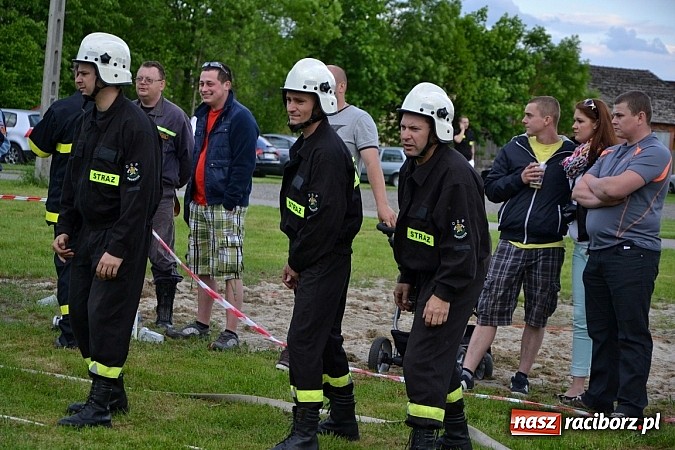 Zdjęcie w galerii na portalu naszraciborz.pl: VI strażackie zawody na czas w Rudyszwałdzie wiadomości z regionu