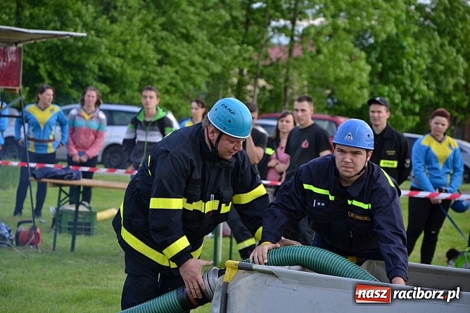 Zdjęcie w galerii na portalu naszraciborz.pl: VI strażackie zawody na czas w Rudyszwałdzie wiadomości z regionu
