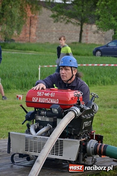 Zdjęcie w galerii na portalu naszraciborz.pl: VI strażackie zawody na czas w Rudyszwałdzie wiadomości z regionu