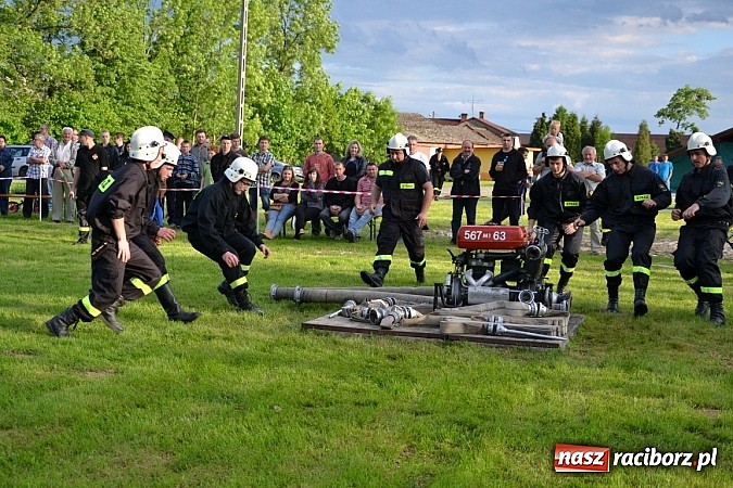 Zdjęcie w galerii na portalu naszraciborz.pl: VI strażackie zawody na czas w Rudyszwałdzie wiadomości z regionu