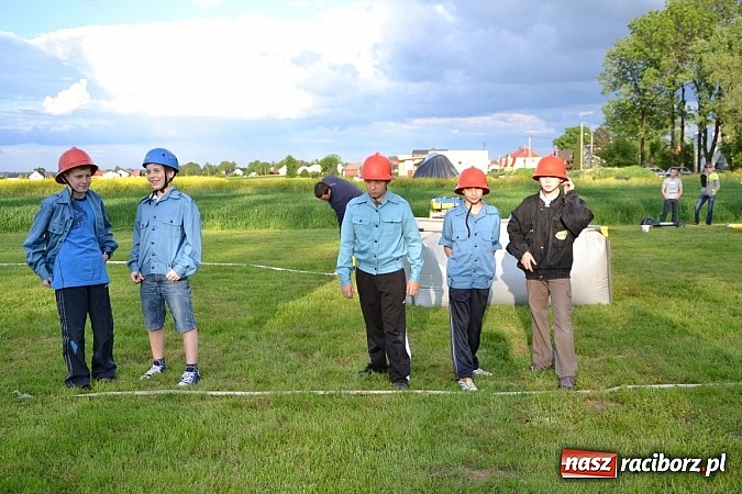 Zdjęcie w galerii na portalu naszraciborz.pl: VI strażackie zawody na czas w Rudyszwałdzie wiadomości z regionu