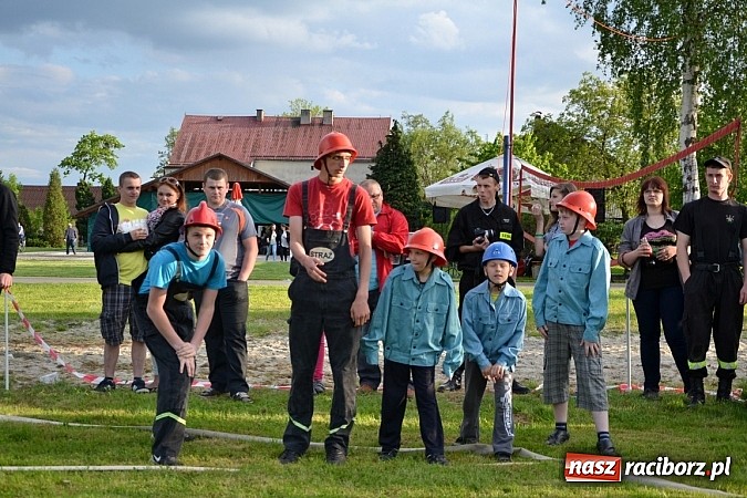 Zdjęcie w galerii na portalu naszraciborz.pl: VI strażackie zawody na czas w Rudyszwałdzie wiadomości z regionu