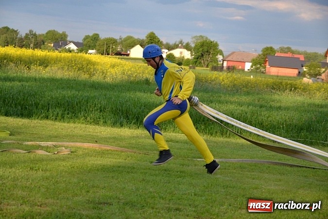 Zdjęcie w galerii na portalu naszraciborz.pl: VI strażackie zawody na czas w Rudyszwałdzie wiadomości z regionu