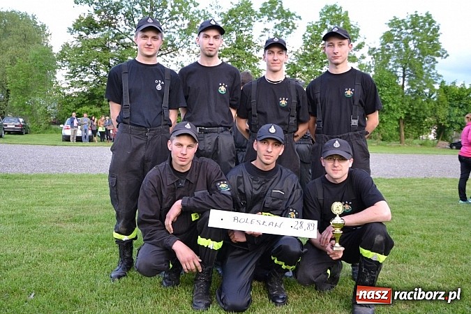 Zdjęcie w galerii na portalu naszraciborz.pl: VI strażackie zawody na czas w Rudyszwałdzie wiadomości z regionu