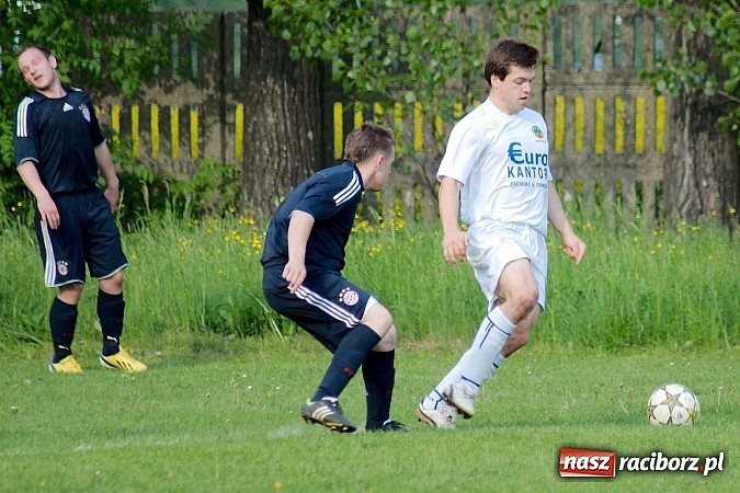 Zdjęcie w galerii na portalu naszraciborz.pl: Owsiszcze górą w starciu beniaminków wiadomości z regionu