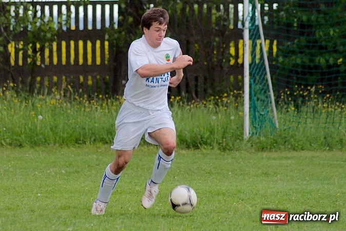 Zdjęcie w galerii na portalu naszraciborz.pl: Owsiszcze górą w starciu beniaminków wiadomości z regionu