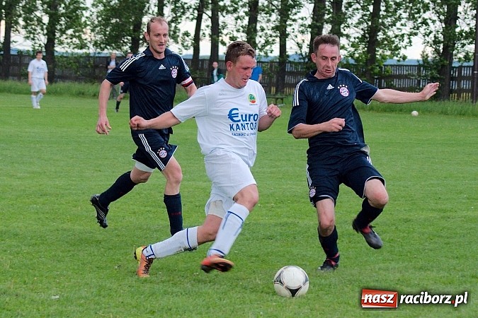 Zdjęcie w galerii na portalu naszraciborz.pl: Owsiszcze górą w starciu beniaminków wiadomości z regionu